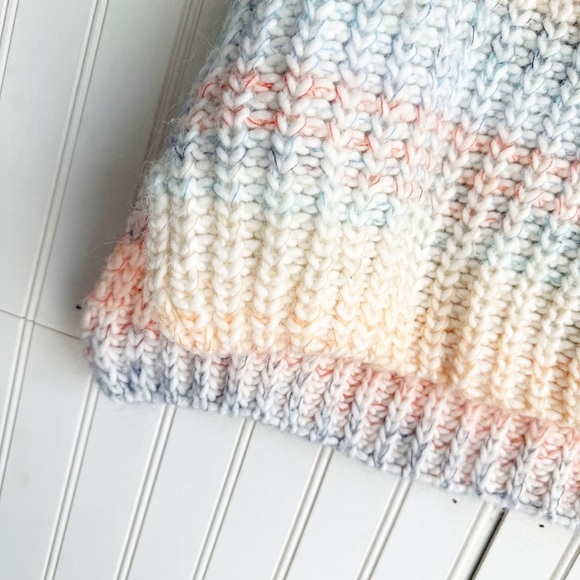 Second Female Size L Elsa Knitted Vest in Brunnera Blue - Picture 3 of 8